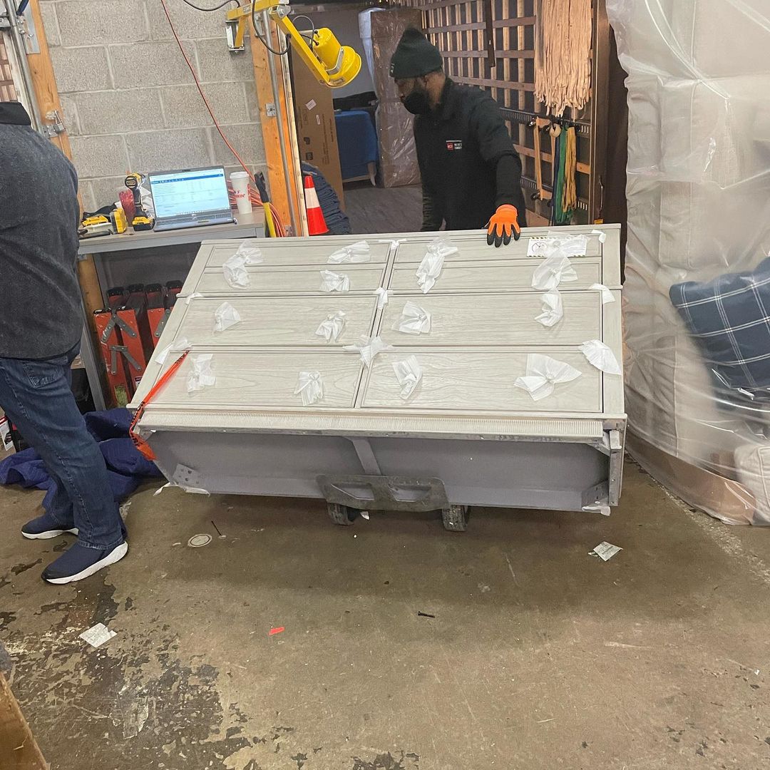 Secure Furniture Storage Services in Youngstown, OH